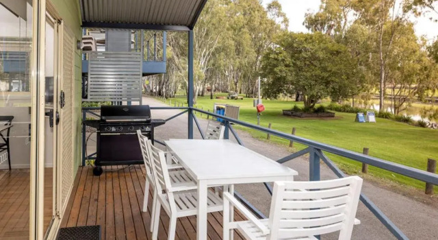 Вилла Deluxe BIG4 Deniliquin Holiday Park