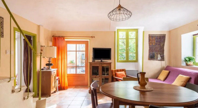 La Maison du Figuier (SON100), Prenota Hotel Saint-Montan Ardèche