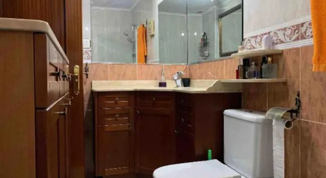 Amezola 1- Habitación con baño incorporado en casa compartida, Rezerwuj Hotel Hotele w Baskonia z parkingiem, Parking