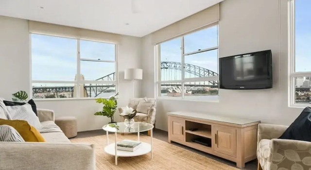 Harbourside 76 in North Sydney, Забронировать Отель Отели в центре Северного Сиднея, в центре