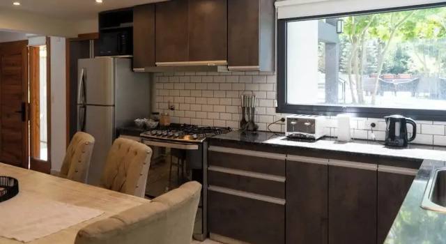 Апартаменты Rotui Luxury Village