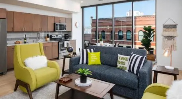 Stay Alfred  at M Apartments, Забронировать Апартаменты/квартира Спокан Spokane Metropolitan Area, рядом с Собор Богоматери Лурдской