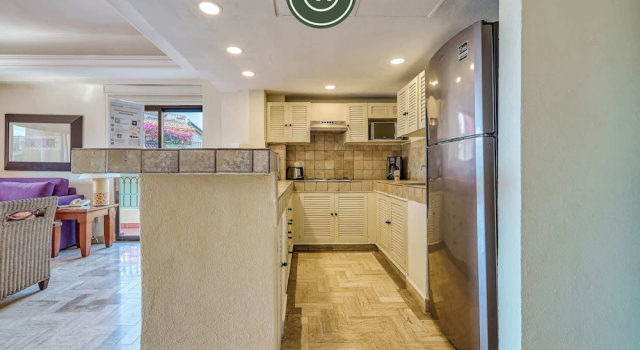 Beachfront 2 BR Condo - Beach - Pools - Tennis, Book Apartment Puerto Vallarta Jalisco