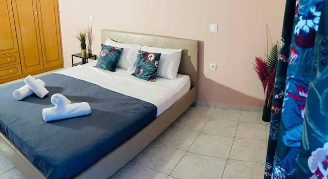 Relaxing 2 Bdr Apartment, Prenota Appartamento Hotel a Epiro con parcheggio, Parcheggio