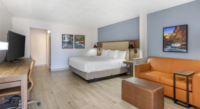 Двухместный люкс Best Western Plus A Wayfarers Inn & Suites