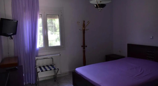 White Clam Vintage House with sea view & garden, Book Hotel  