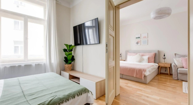 Modern Quiet Apartment next to Wenceslas Square, Забронировать Апартаменты/квартира Апартаменты Праги, рядом с Mozart Dinner Prague, Апартаменты/квартира