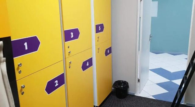 Кровать в общем номере (мужской номер) RentApart Center City