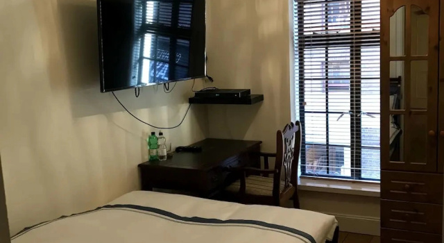 Номер Standard Violet Lodge
