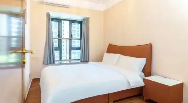 Люкс Deluxe Fandishi International Apartment (Zhongshan Cuiheng New District Planning Hall Hengda Yuelongwan)