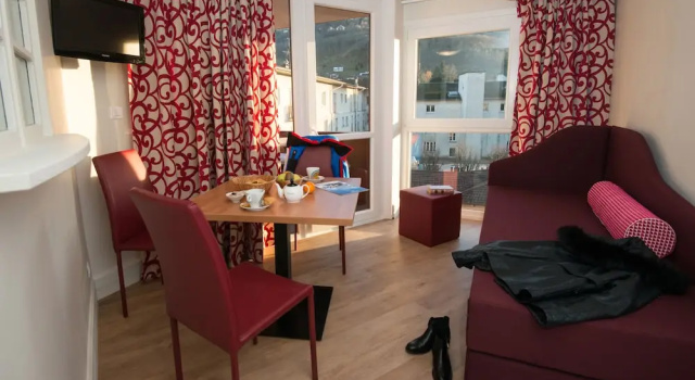 Номер Standard с красивым видом из окна Hôtel Les Vallées Labellemontagne