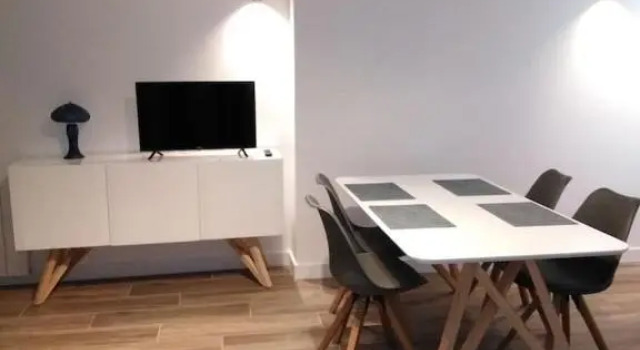 Appartement "Le Clos" pour 6 personnes dont 2 Chambres et 2 salles de bain, Prenota Appartamento Saint-Nectaire 