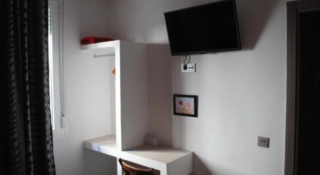 Двухместный номер Standard Hostal Abril Madrid