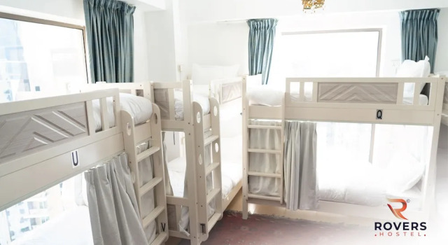 Rovers Beach Hostel JBR, Забронировать Хостел СПА-отели Эмирата Дубая, рядом с Станция метро Jumeirah Lake Towers, SPA-услуги
