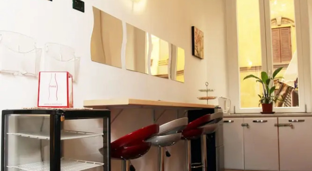 Grandis Guesthouse, Забронировать Отель Отели Рима с парковкой, рядом с Станция метро Manzoni, Парковка