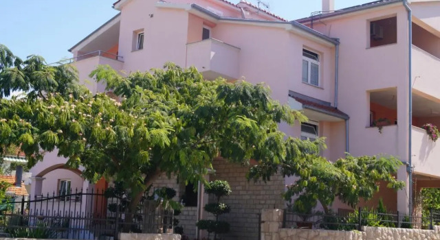 Апартаменты Deluxe Apartments Tomic