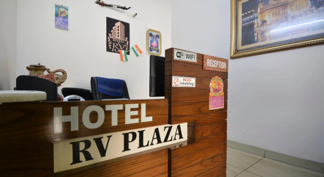 OYO 70816 Rv Plaza, Book Hotel Ludhiana Punjab