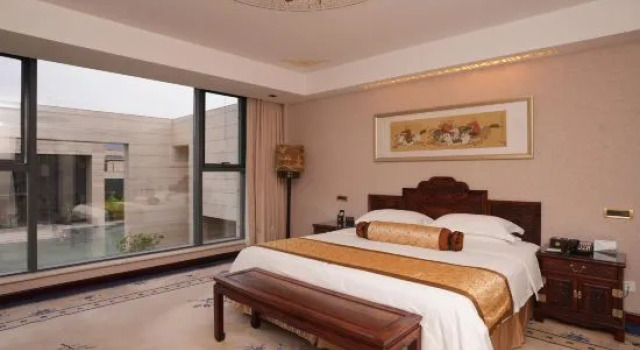 Люкс Deluxe Imperial Palace Hotel