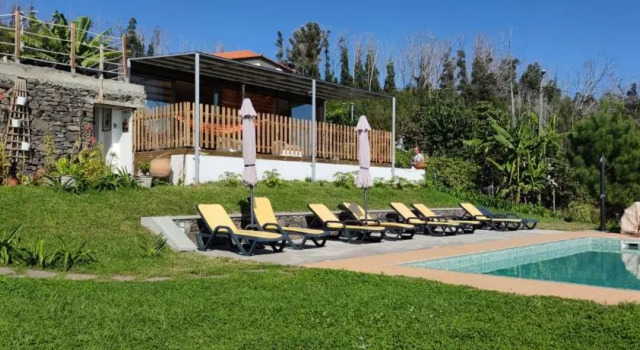 Бунгало Superior Calheta Glamping Pods - Nature Retreat
