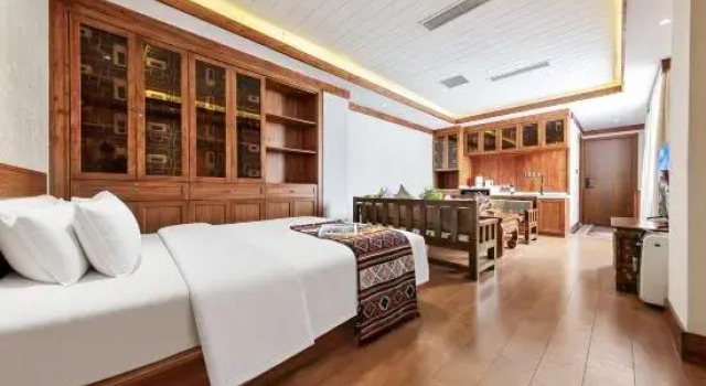 Люкс Luxury c 1 комнатой Huazhu She Hotel Lhasa Dekang