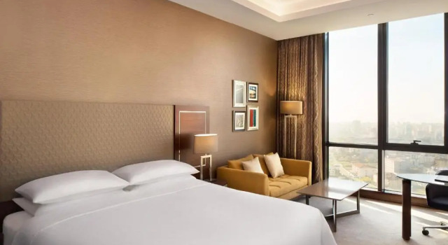 Двухместный клубный номер Sheraton Grand Istanbul Atasehir