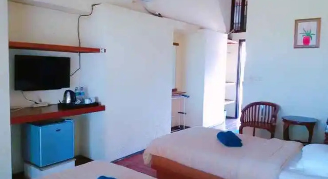 Anyer Cottage Beach Resort