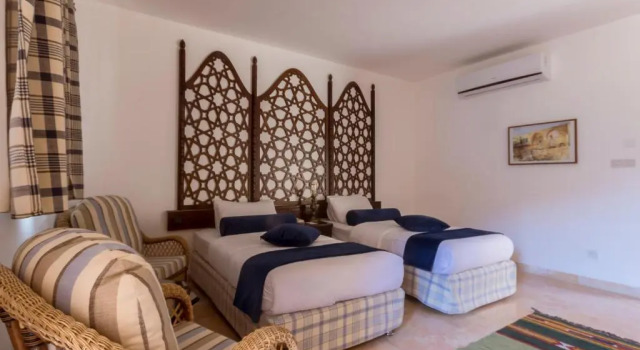 Двухместный номер Standard The Old Village Hotel & Resort