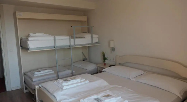 Четырёхместный номер Standard Hotel B&B Francolini