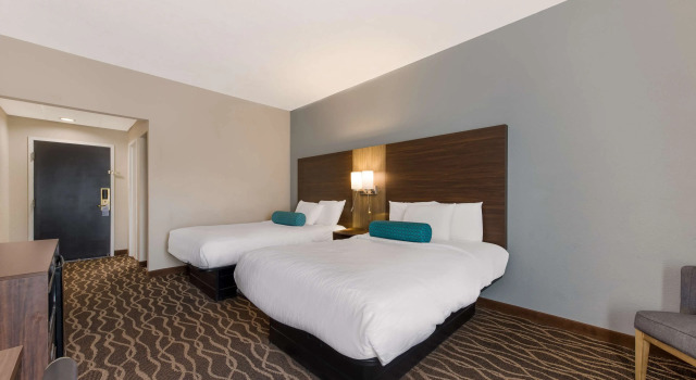 Четырёхместный номер Standard Best Western Albemarle Inn