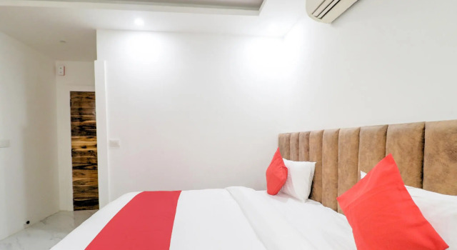 OYO 76864 Hotel Ocean, Varaa Hotelli Faridabad Haryana