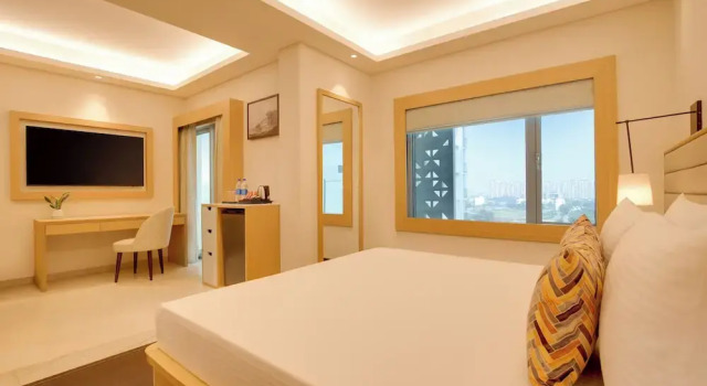 Lemon Tree Suites Gurugram