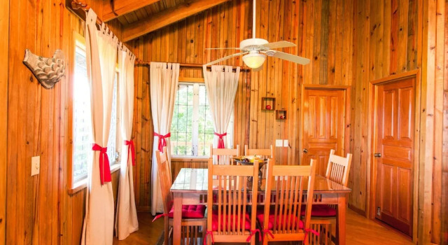 Parie House, Prenota Casa vacanze Ville a Roatan, Villa