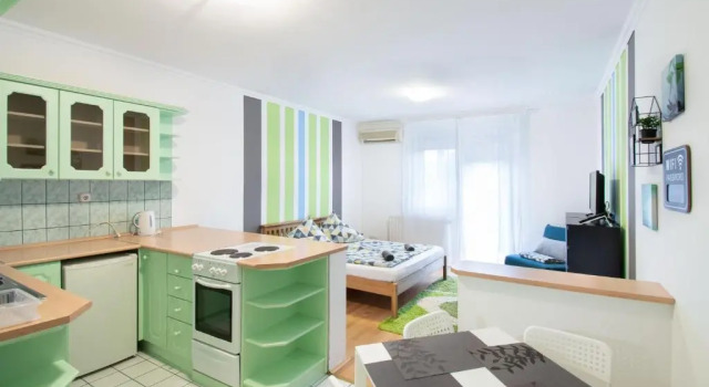 Студия Lux Apartmanok