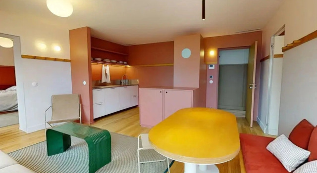 Charming 2-bed Flat w Shared Spaces
