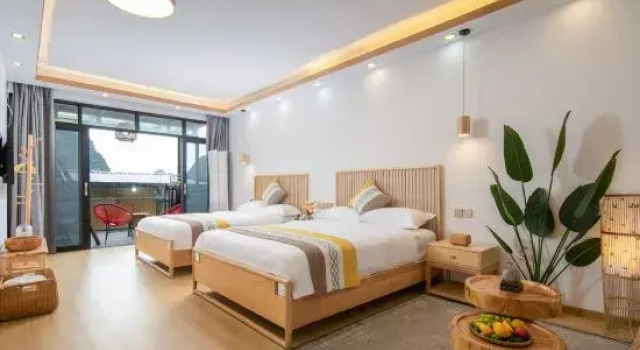Семейный люкс с 2 комнатами Yulonghe Yueseshanshui Guest House