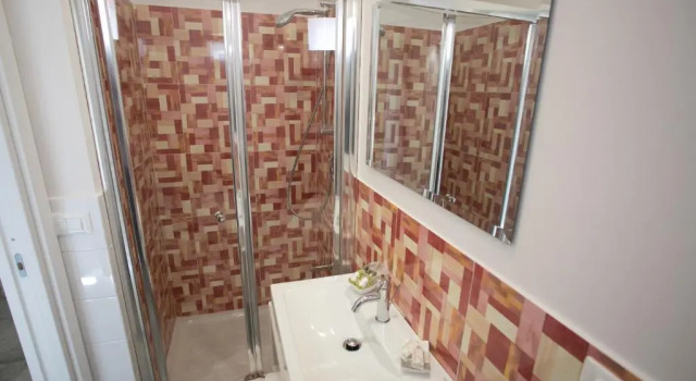 Standard Doppel Zimmer mit Balkon B&B Holiday Tropea