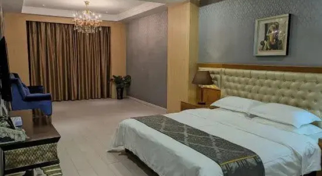 Люкс Deluxe Hailongju Business Hotel
