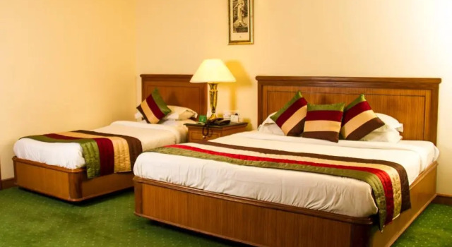 Трёхместный номер Deluxe M.K.Hotel