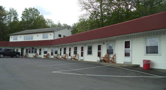 Mount Blue Motel, Забронировать Мотель  