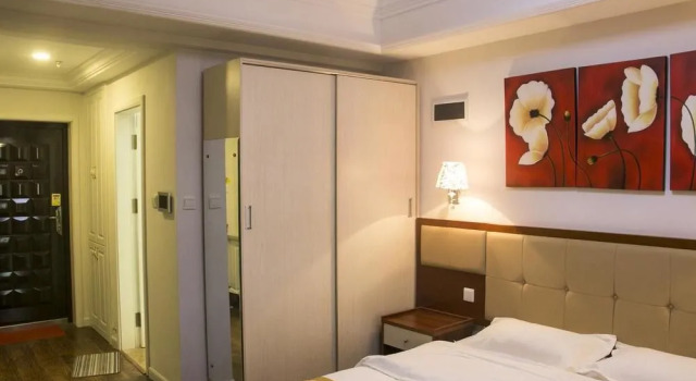 Yiyaju Hotel Apartment Qingdao 7080 Central Square