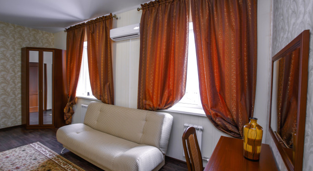 Mini-Hotel Tetta, Prenota Hotel Hotel a Omsky District con parcheggio, Parcheggio