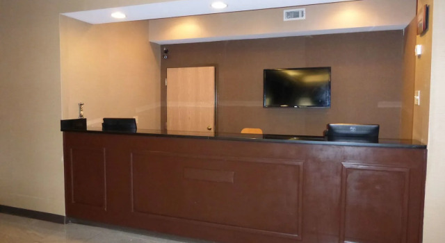 Red Roof Inn Newport News - Yorktown, Reserva ahora Hotel Yorktown Virginia