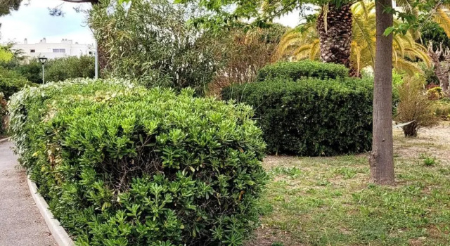 Comme a la Maison!!A 5 Min a Pied Plage,Pkg Prive, Boek Appartement Hotels in Camargue met parkeren, Parkeren