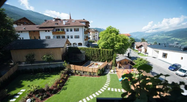 Апартаменты с видом на сад Appartements Bergheim St Andrä bei Brixen