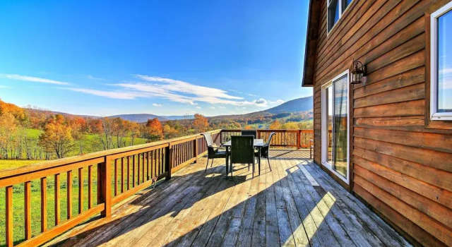 Коттедж 'bearpen Lodge' on 125 Acres - Near Belleayre Mtn!
