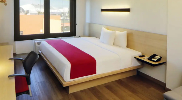 Superior Tweepersoonskamer City Express Nuevo Laredo