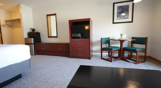 Двухместный номер Standard Glacier Mountain Lodge