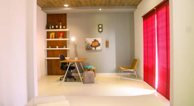 Номер Standard Modern 2BR Cervino Village Apartment By Travelio