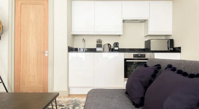 Апартаменты The Mayfair Parade - Trendy 1bdr Pied-a-terre in Central London