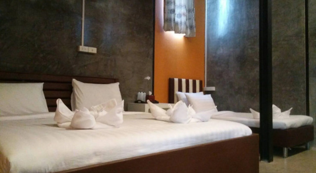 Riverpool Resort
